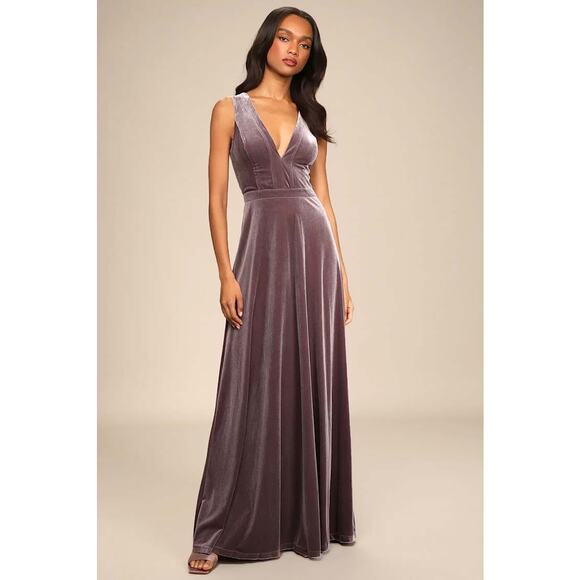 NWT Lulus Beautiful Night Dusty Purple Velvet Sleeveless Maxi Dress Wedding Sz L - Picture 1 of 8